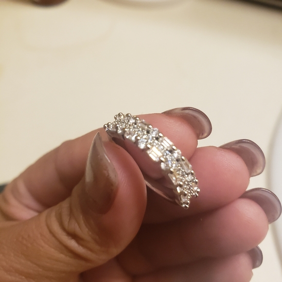 Wedding Band - Picture 3 of 4